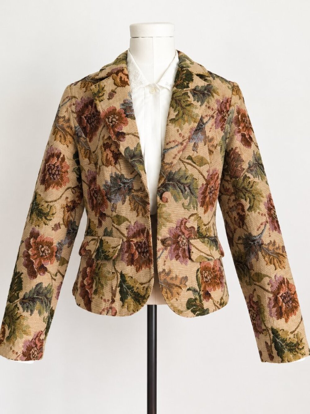 Vintage Liz Claiborne Tapestry Jacquard Floral Structured Blazer L (tagged XL)